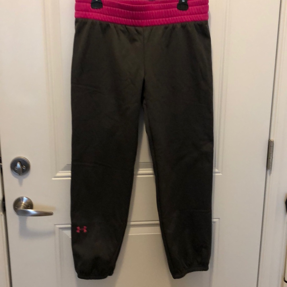 NWT Under Armour youth XL dark gray pants
